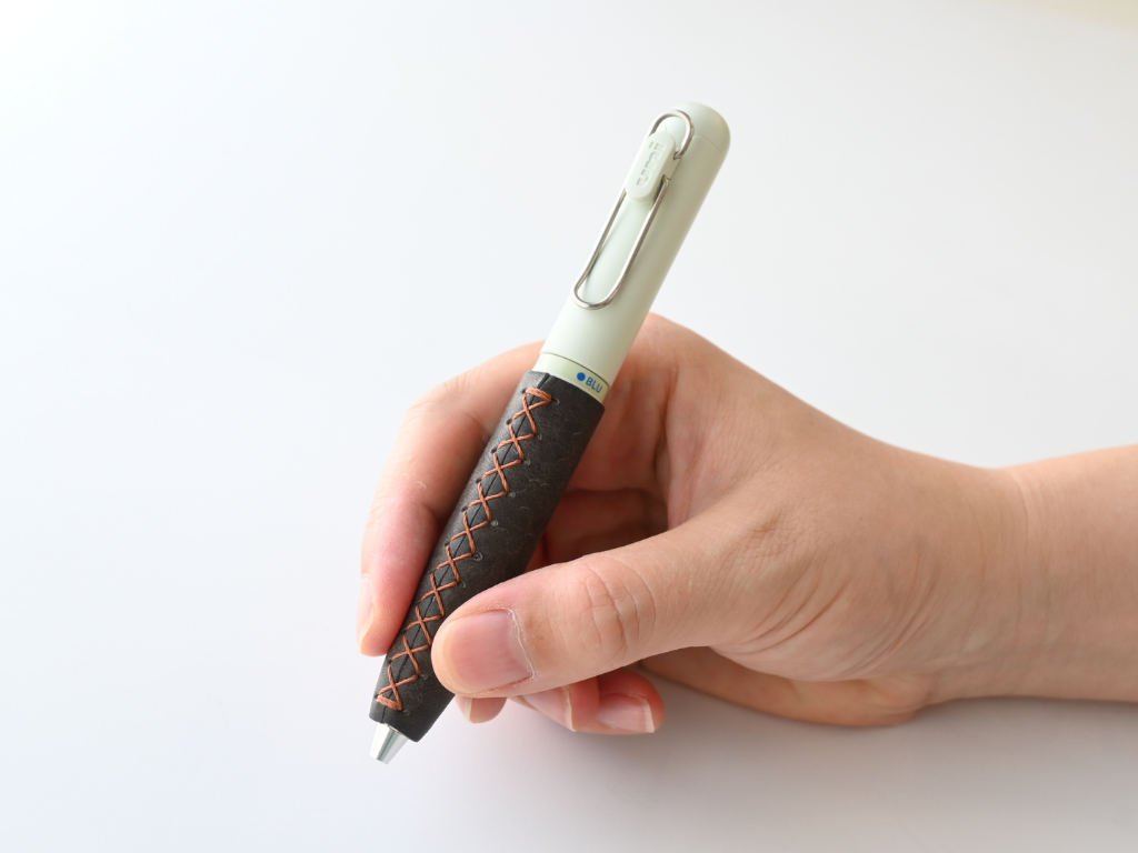 LUCE Pen Fit half マルゴーレザー 全6色 本革 ペンカバー